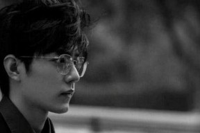 娱乐吃瓜大流量小生,揭秘娱乐圈幕后风云